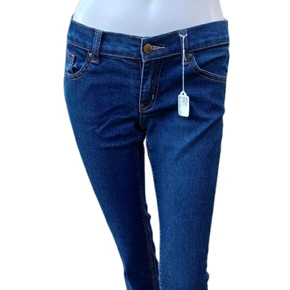 12019...New York & Co. Low Rise Skinny Size 2P - Picture 1 of 5